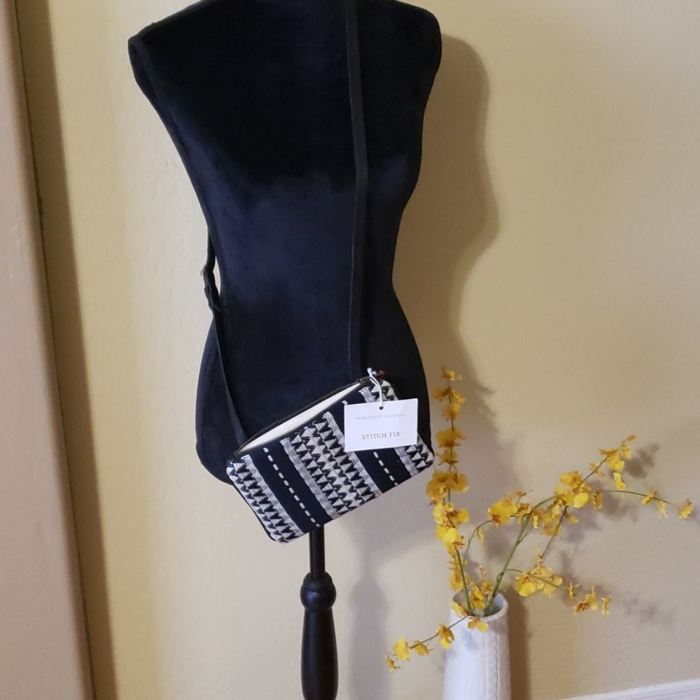 Mercado Global cross body  bag